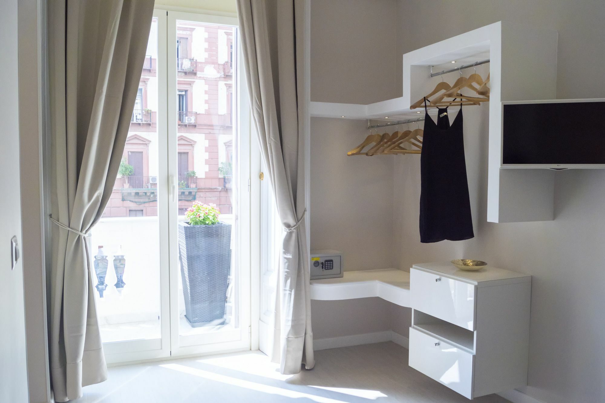 Royal Luxury Guest house 3*